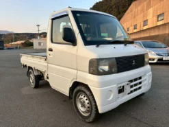 Mitsubishi Minicab – Baujahr 2001